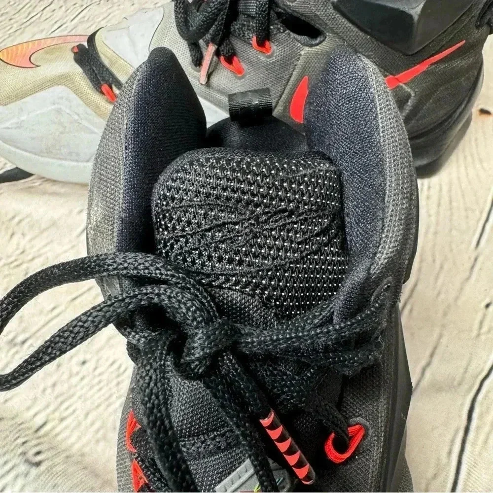 Nike Lebron On Court Athletic Sneakers Shoes size 10.5